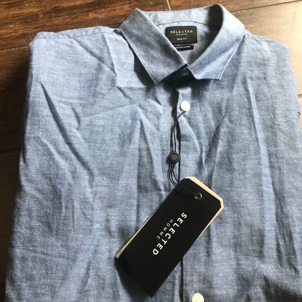 Slim fit dress shirt